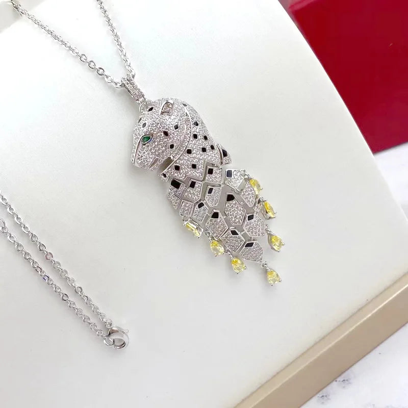 Europe America Designer Luxury Necklace Men Women Lady Setting Yellow Zircon Black Spot Leopard Head Tassels Pendant Chain