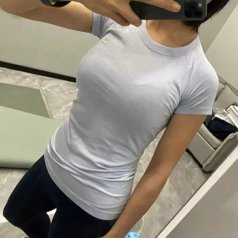 Women's Swiftly Tech Sports Short Sleeve T-shirt Breathable Quick Drying 2.0 Yoga Short Sleeve Fitness Running T-shirt Tops