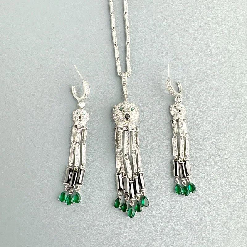 Designer Collection Fashion Style Earrings Necklace Women Lady Inlay Full Cubic Zircon Leopard Head Green Beads Tassels Pendant