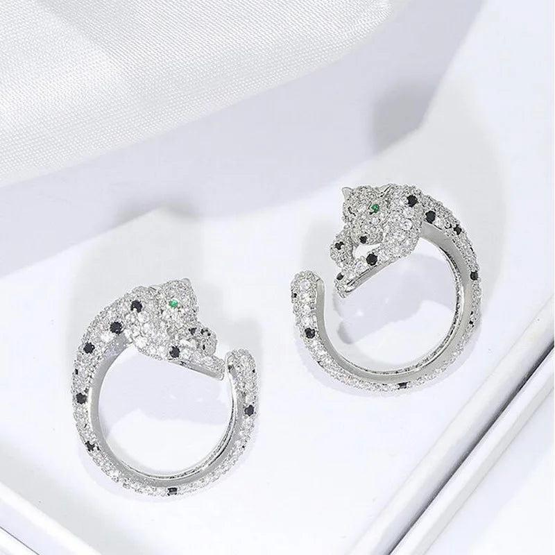 Designer Luxury Style Women Lady Setting Full Czech Zircon Black Spot Green Eyes Leopard needles Earrings