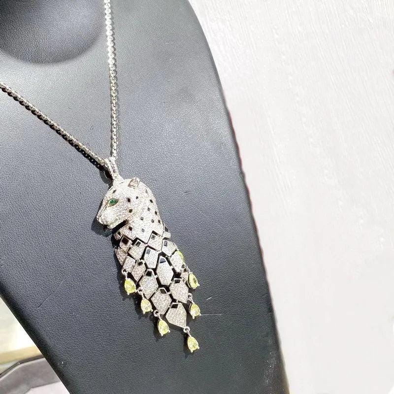 Europe America Designer Luxury Necklace Men Women Lady Setting Yellow Zircon Black Spot Leopard Head Tassels Pendant Chain